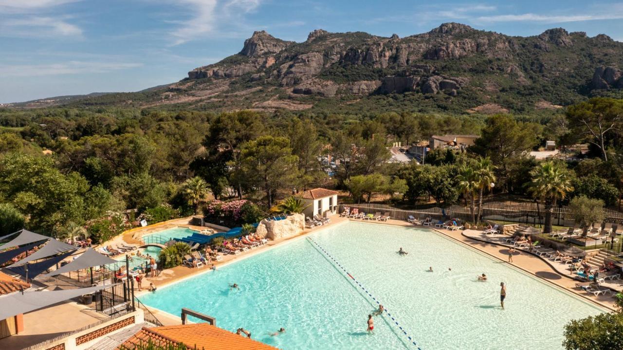 Camping Rcn Domaine De La Noguiere Le Muy Dış mekan fotoğraf