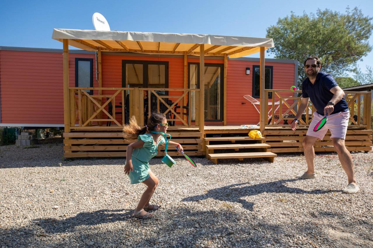 Camping Rcn Domaine De La Noguiere Le Muy Oda fotoğraf