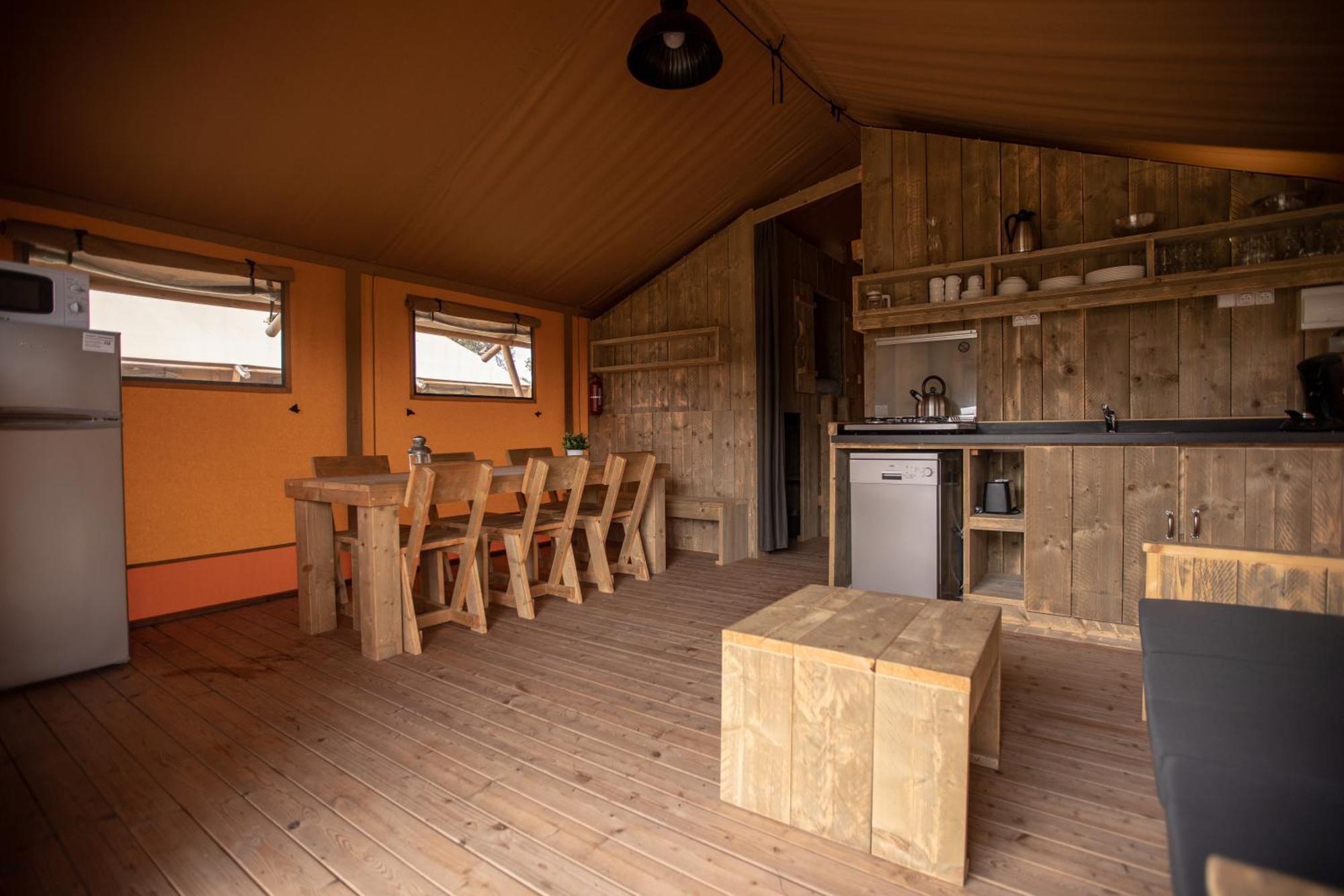 Camping Rcn Domaine De La Noguiere Le Muy Oda fotoğraf